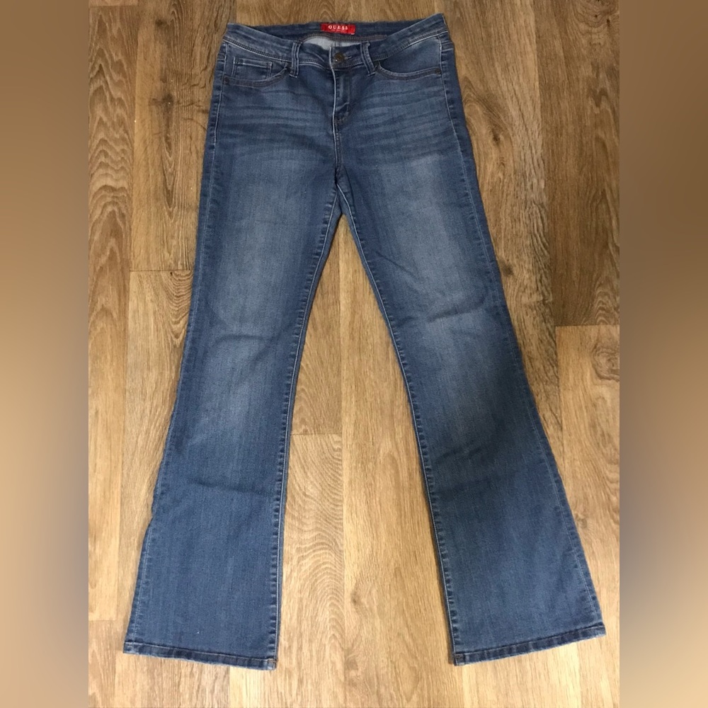 GUESS Lyllah Bootcut Womens Size 29 Medium Wash Blue Denim Jeans Boot Pants